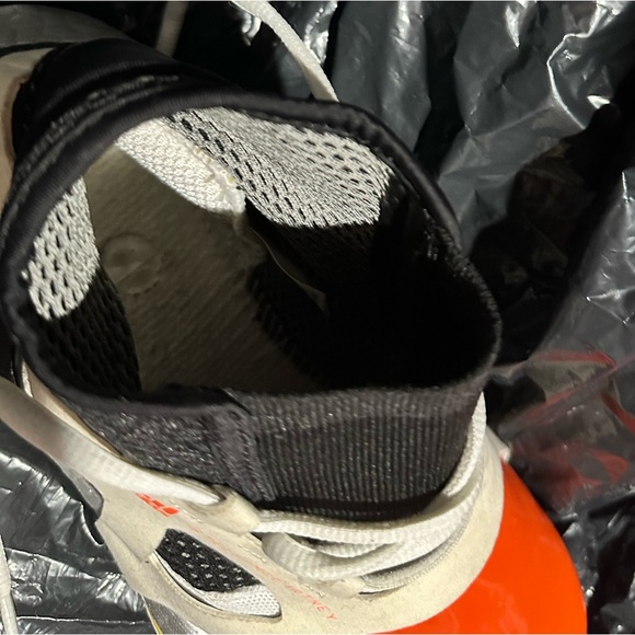 Stella Macartney Adidas UltraBoost Sneakers (SOLD) - Picture 4 of 4